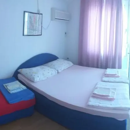Sara Hostel